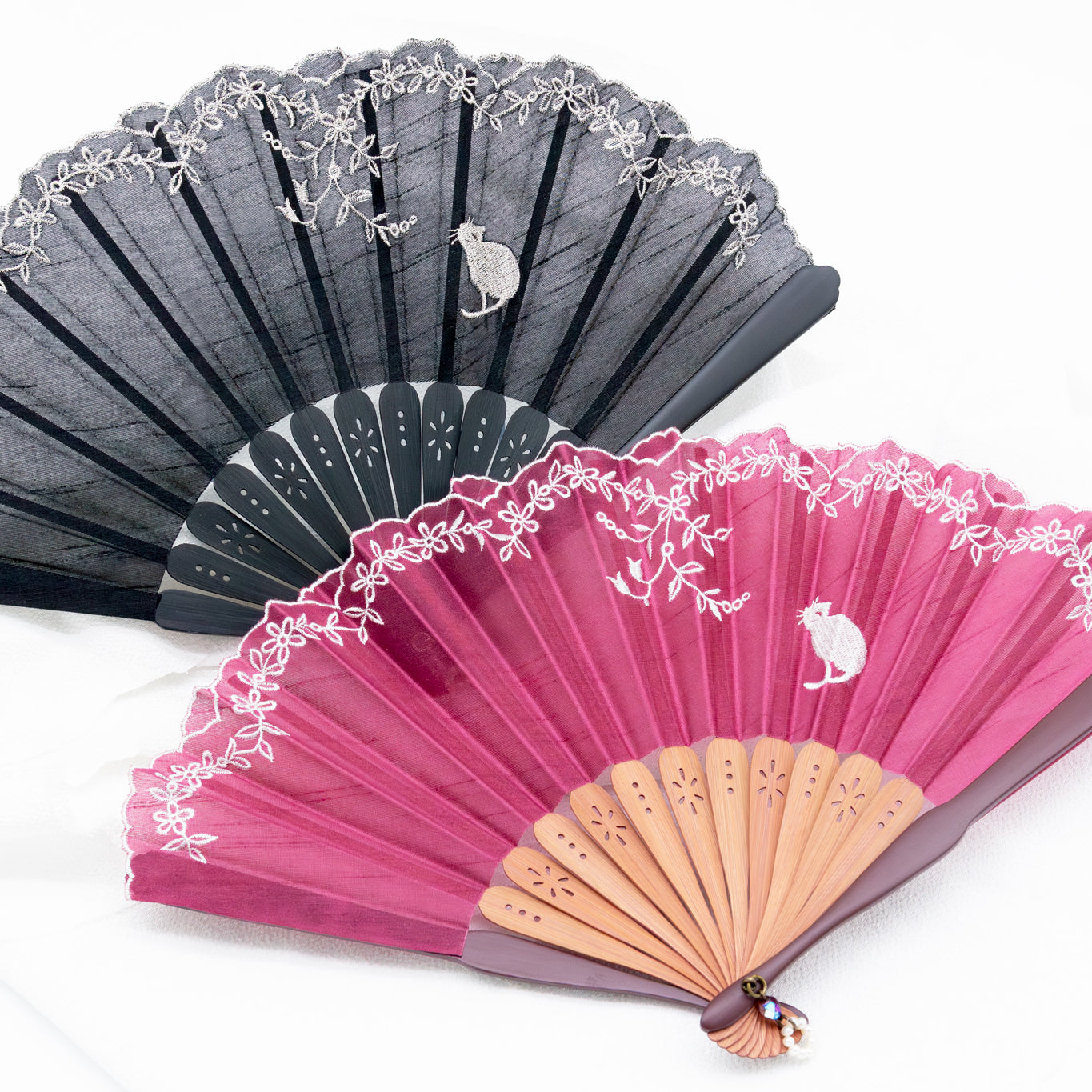 猫の扇子 ヘレン カラーバリエーション2種類