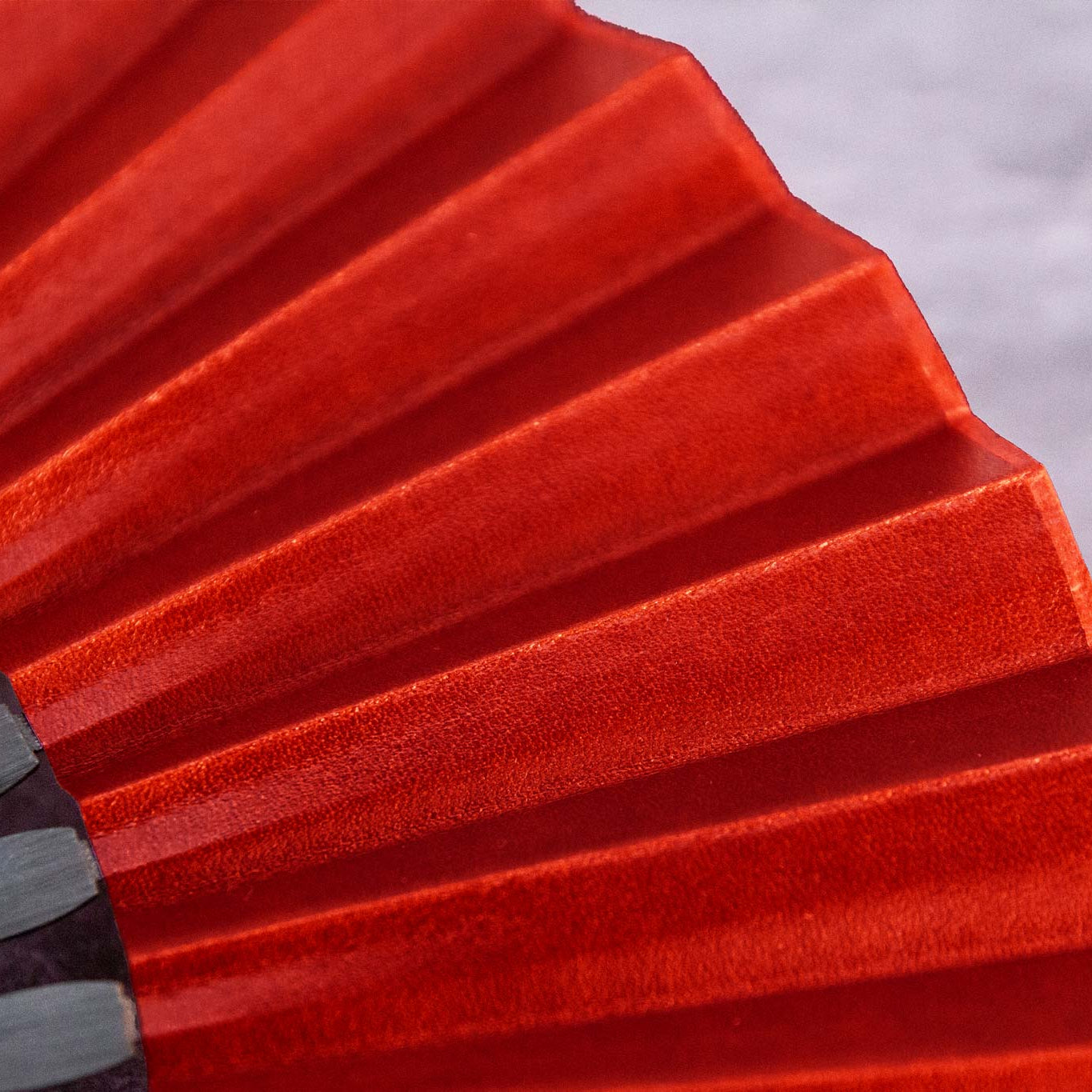 革扇子 ヴィンテージレザー 扇子セット 扇面詳細画像