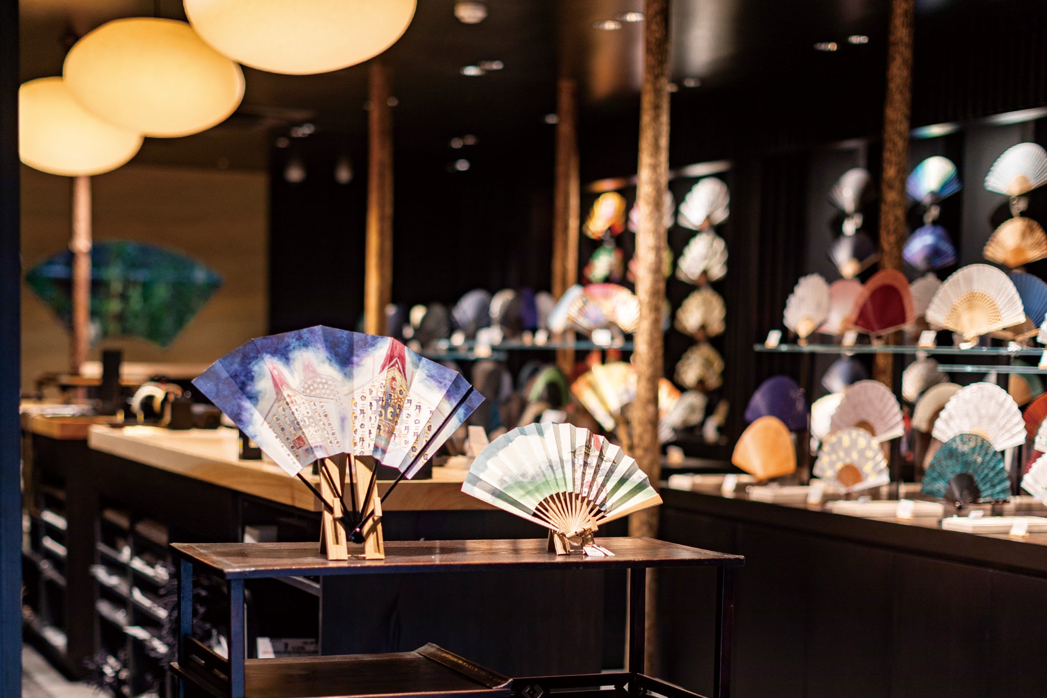 邂逅 7人のアーティストによる扇面展 – 白竹堂オンラインショップ